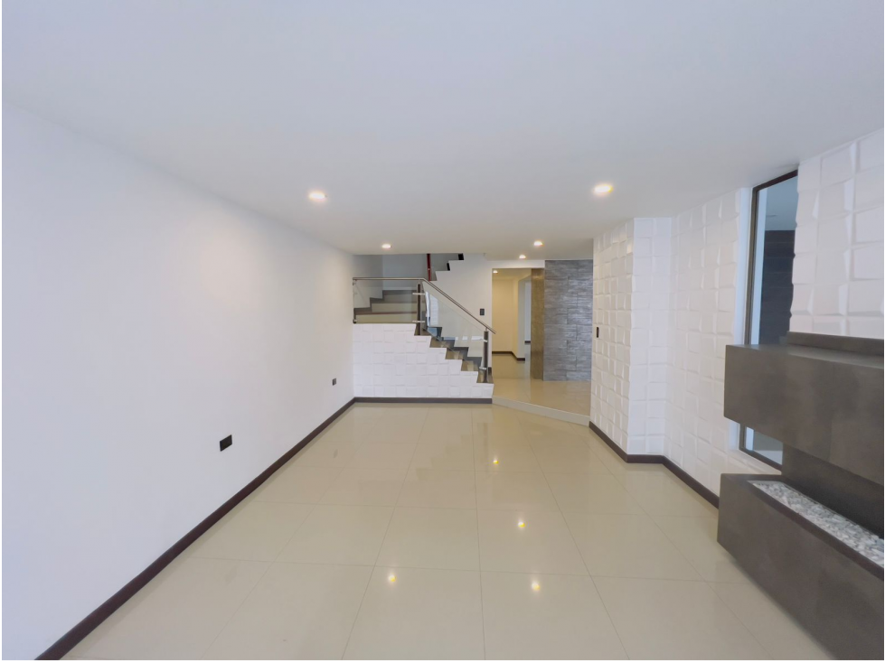 VENTA CASA EN MANDALAY EF — foto 2