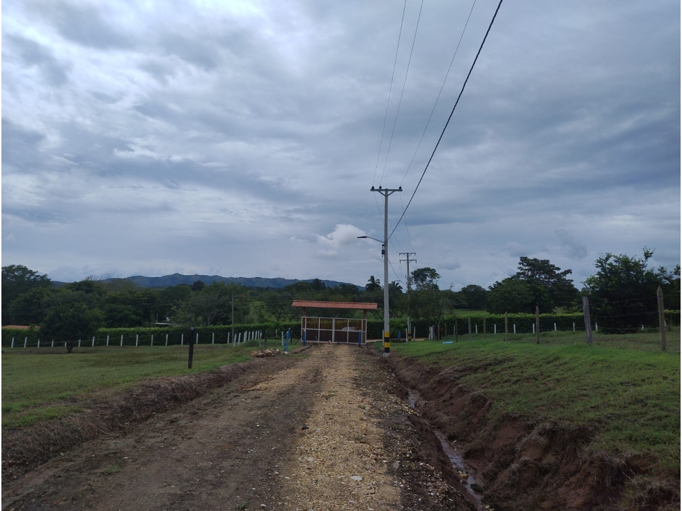 Venta Permuta Lotes Financiados en Melgar WB — foto 4