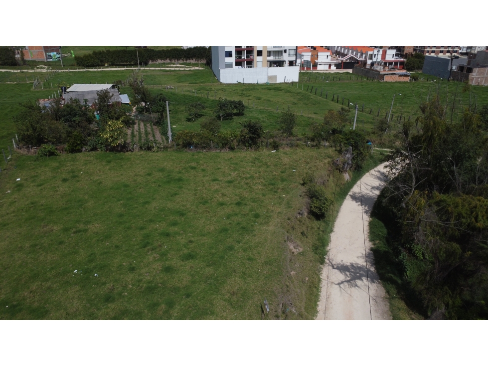 LOTE URBANO PARA PROYECTO EN PAIPA EF - 1