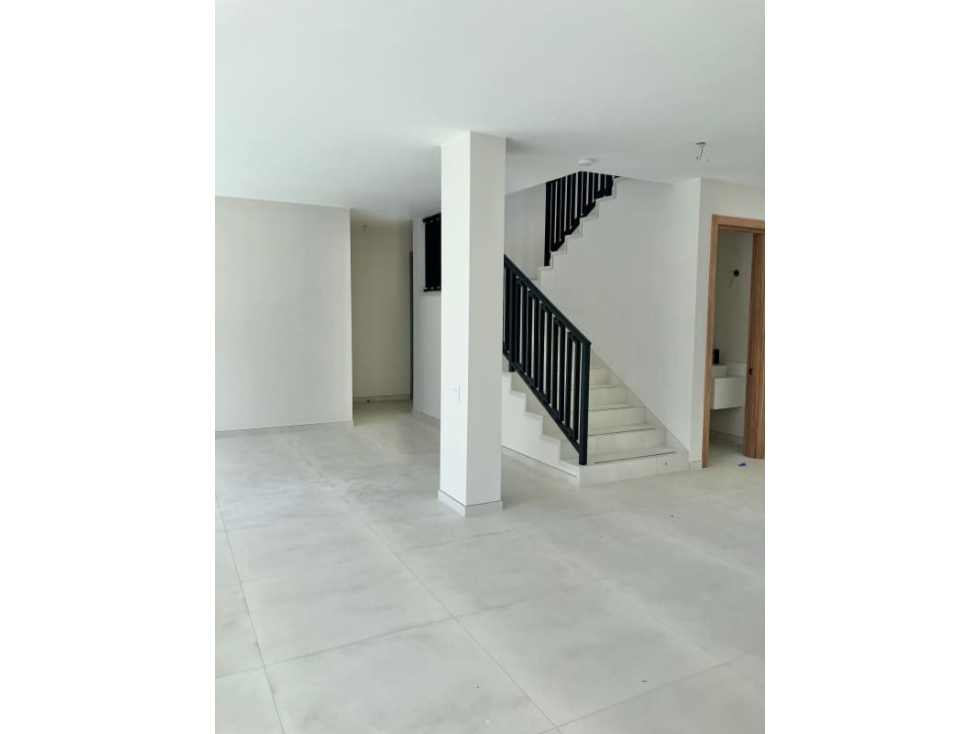 Alquiler de casa nueva en Santa María para estrenar — foto 2