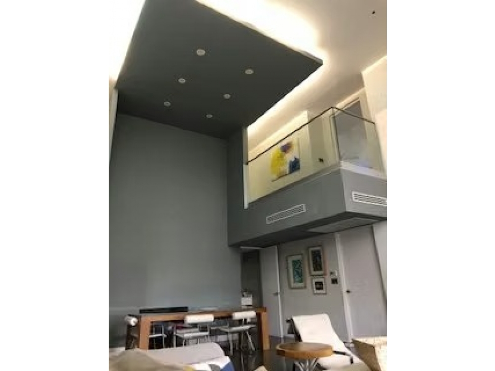 Exclusivo Loft de Diseño en Venta El Cangrejo 205 m² 3 Recámaras CBE