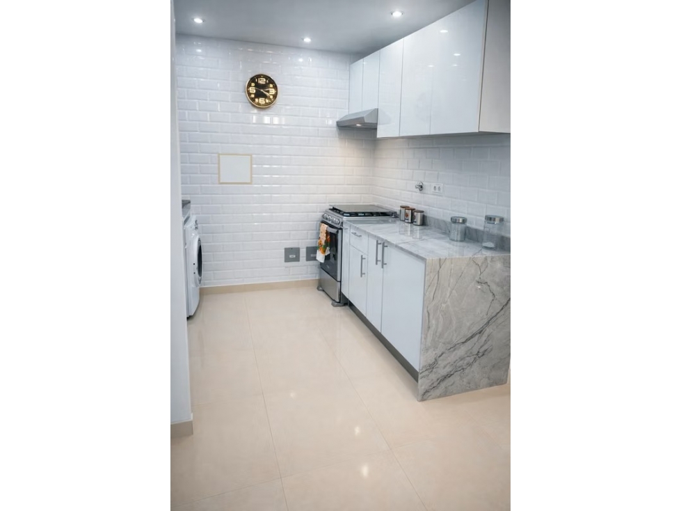 Apartamento Remodelado y Amueblado Calle Tranquila y Segura, Obarrio — foto 2