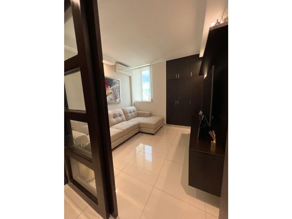 Oportunidad en San Francisco Apartamento Remodelado en PH Portofino — foto 2