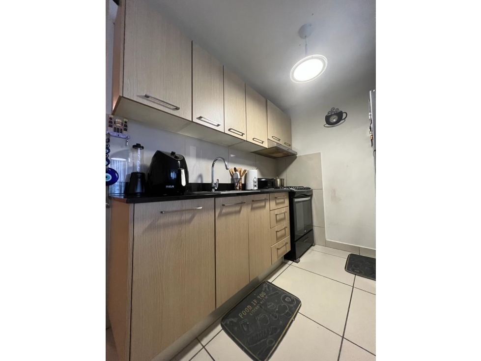 APARTAMENTO PH TORRES DE CASTILLA — foto 2
