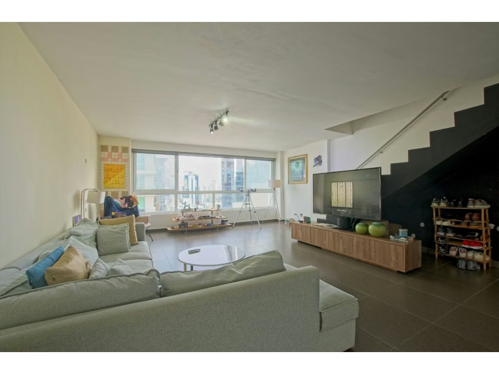 PENTHOUSE DÚPLEX: Lujo Moderno y Vista en Obarrio — foto 2