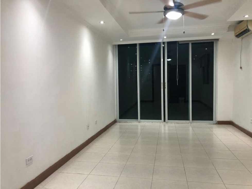 Alquiler de Amplio Apartamento en Punta Pacífica, $1,200 — foto 2