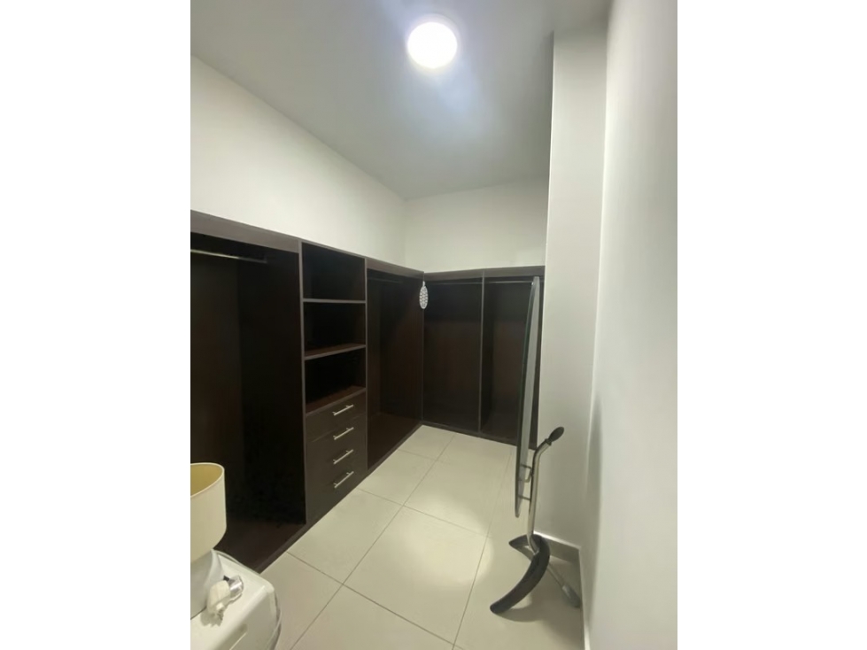 Espectacular Apto de 193 m² en Avenida Balboa Vista Panorámica — foto 5