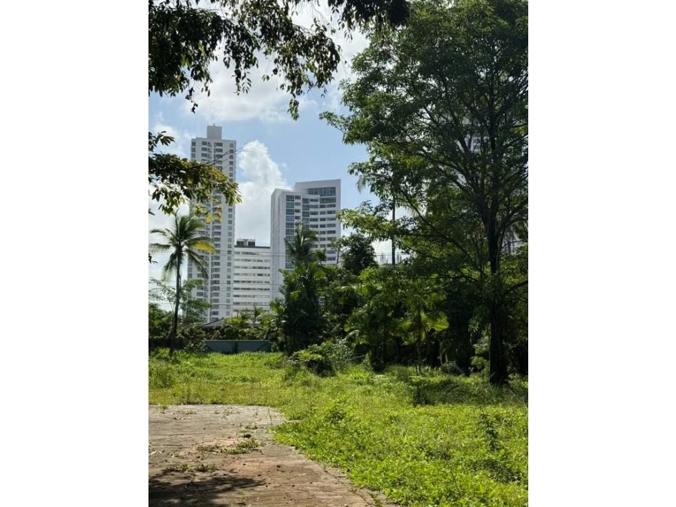 Terreno ZM6 de 2,200m² en San Francisco Doble Frente (Calle a Calle) — foto 5