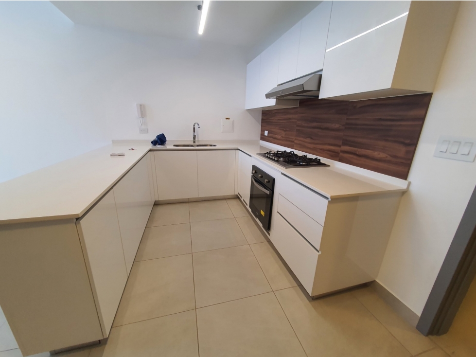 APARTAMENTO AMOBLADO EN PH VAN GOGH — foto 2