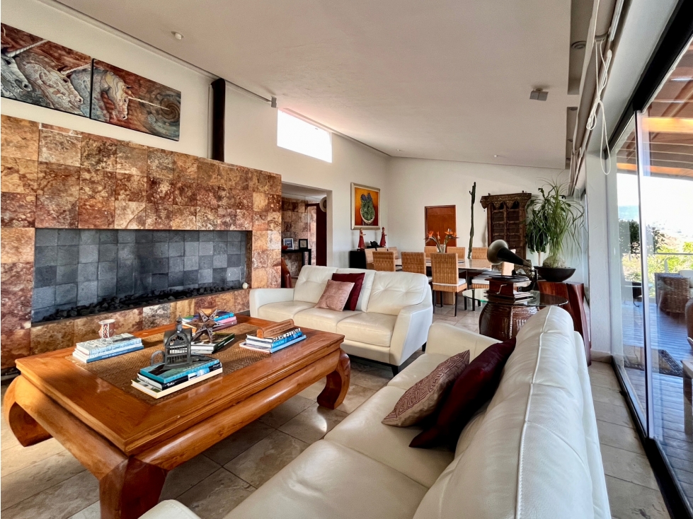 CASA CON VISTA AL LAGO, EL SANTUARIO, VALLE DE BRAVO. - 6