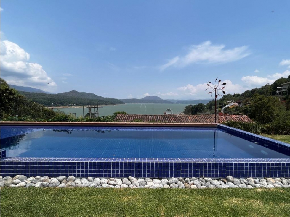 CASA EN AVANDARO CON VISTA AL LAGO — foto 5