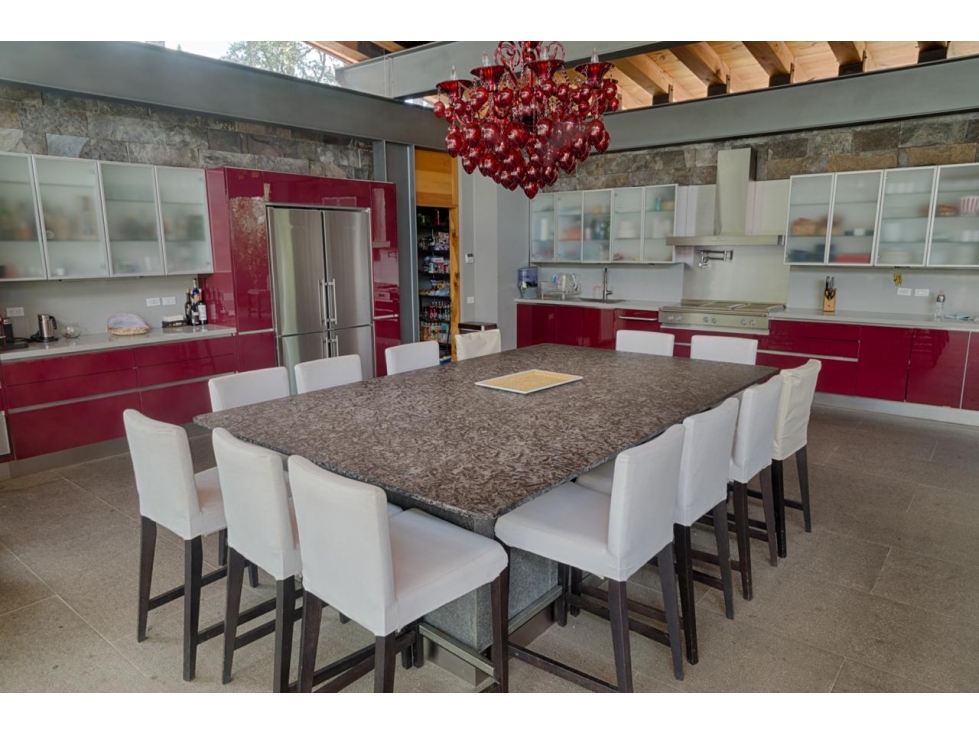 CASA EN VENTA DENTRO DE CLUB DE GOLF — foto 2