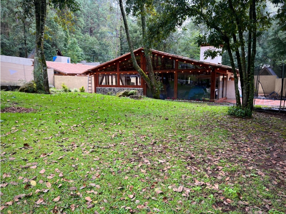 CASA EN VENTA EN FRACCIONAMIENTO TALO CERRO GORDO