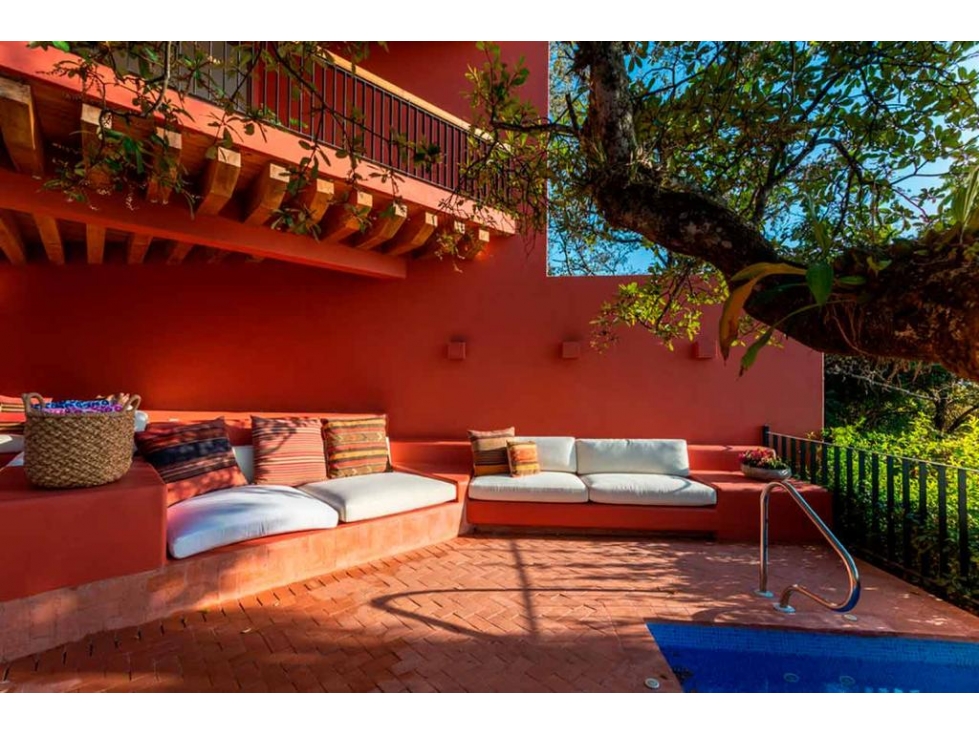 CASA COLORADA CON VISTAS AL VALLE — foto 4