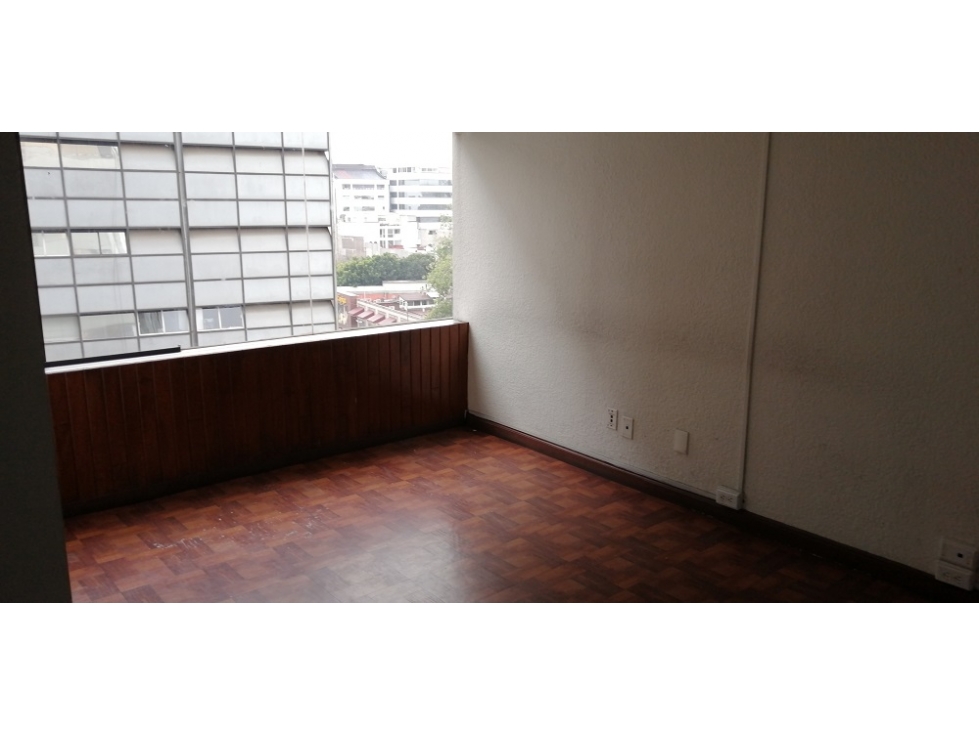 Renta de Oficina de 90 m2 5 Privados y Recepción Col. Condesa - 1