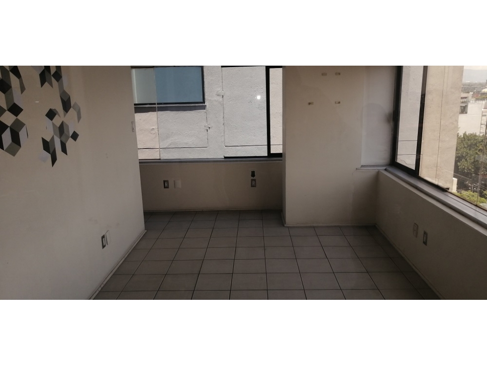 Renta de piso de Oficinas de 300 m2, con 4 Privados y área Abierta - 6