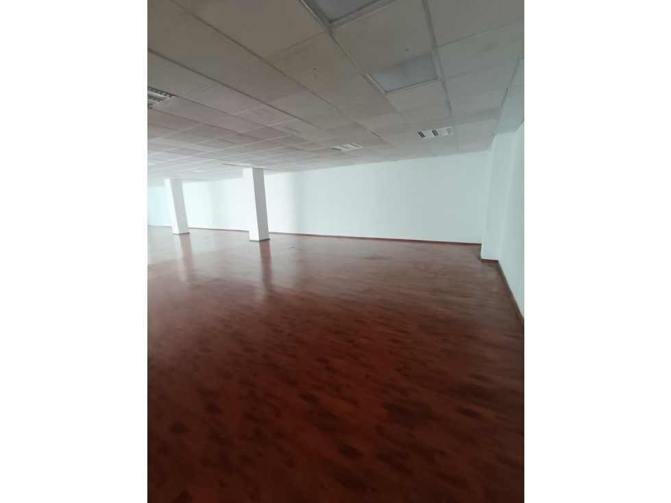 Renta de Excelentes Oficinas 210 m2 con 3 Privados Col. Juarez — foto 2