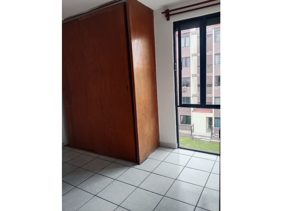 Renta de excelente Depto. con 2 Rec., 1 Baño, 1 Auto, Lomas Estrella — foto 6