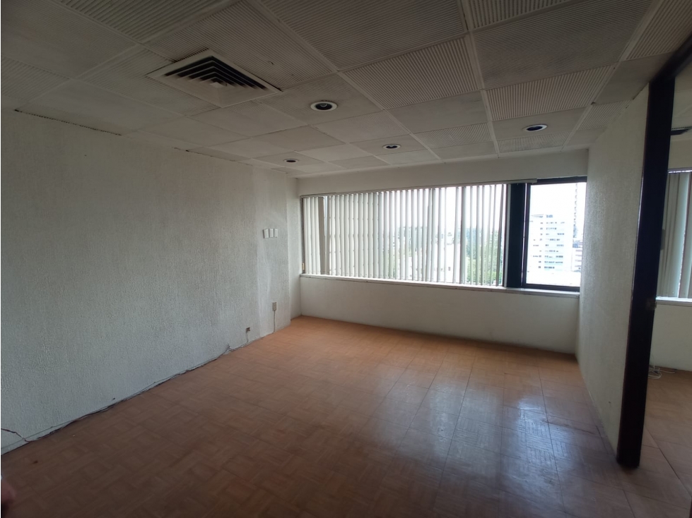 Renta de Oficina de 75 m2 con 3 Privados en la Col. Hipódromo - 3