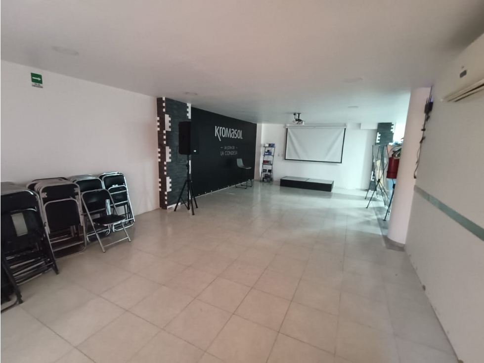 Venta de Excelente Mezanine de 240 m2 Sobre Insurgentes Col. Hipódromo - 2