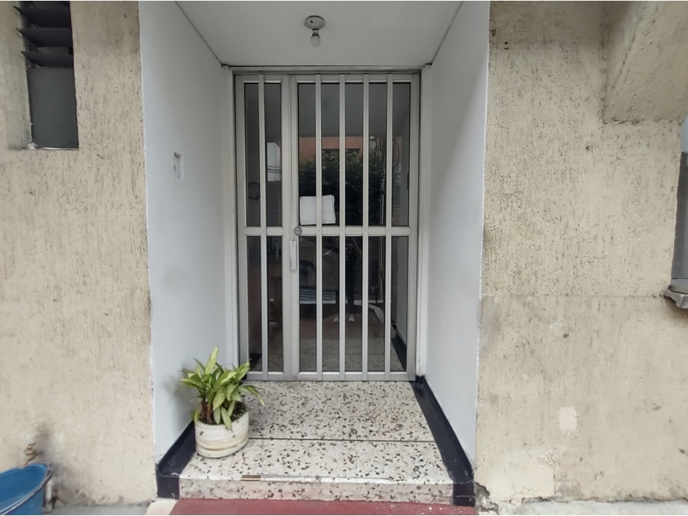 VENDO APARTAMENTO EN REMATE EN EL CENTRO DE PEREIRA COD 9417273 — foto 2