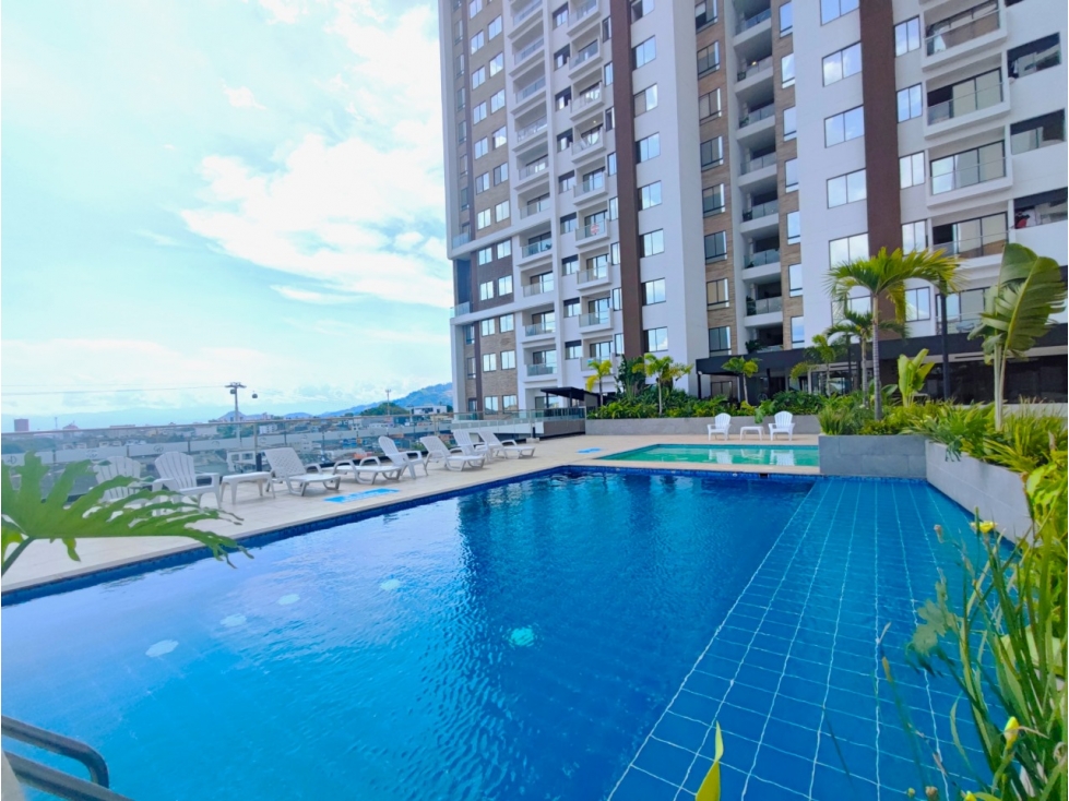 VENTA DE APARTAMENTO SECTOR PINARES COD 9645555