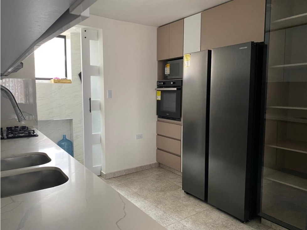 ALQUILO APARTAMENTO AMOBLADO EN EL SECTOR CENTENARIO COD 8578935 — foto 2