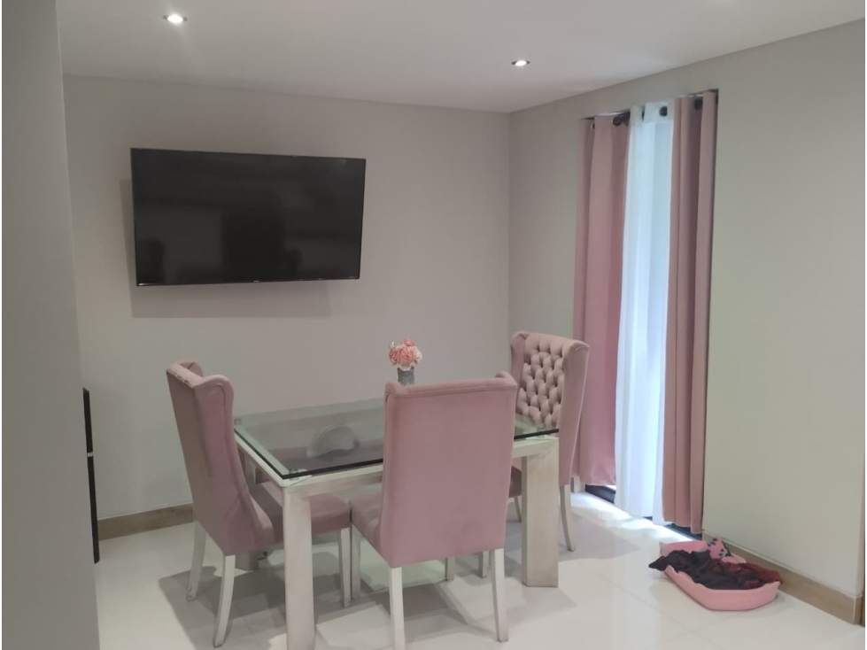 VENTA DE CASA EN EL SECTOR DEL POBLADO COD 9689207 — foto 3