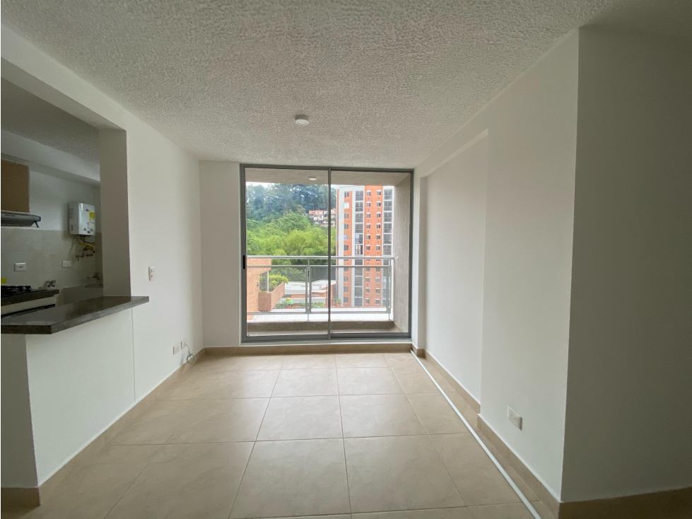SE VENDE APARTAMENTO EN EL SECTOR DEL POBLADO COD 8636892 — foto 4