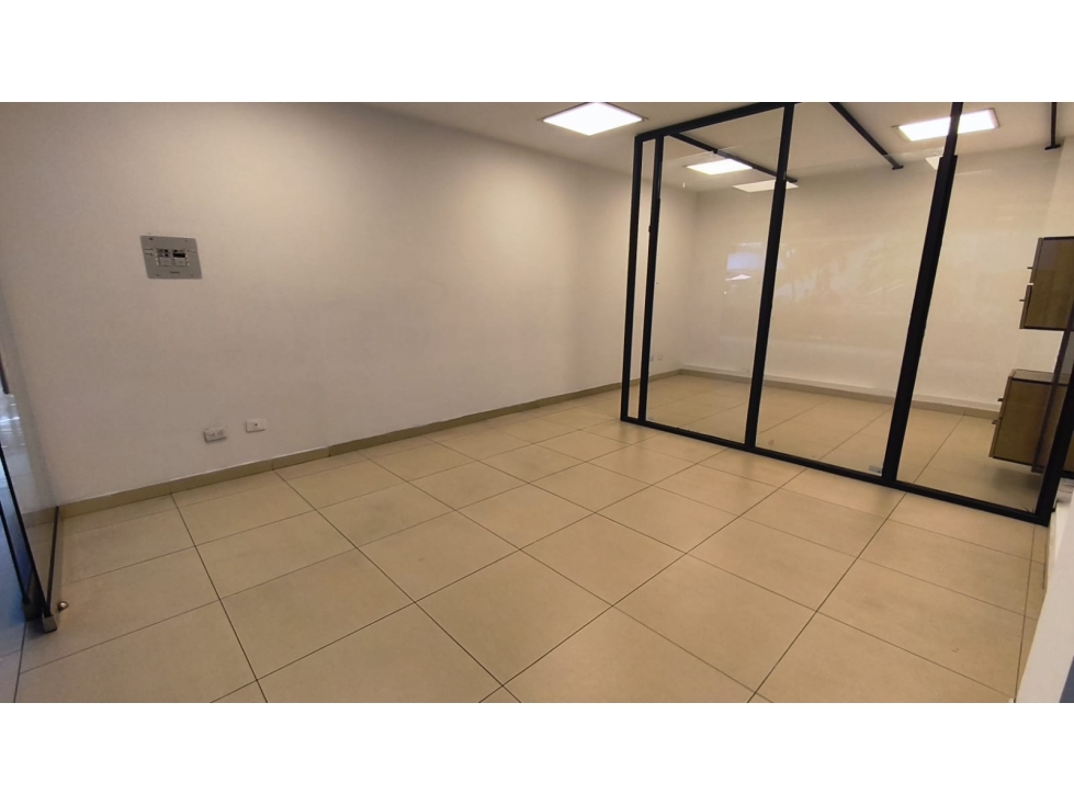 ARRIENDO LOCAL COMERCIAL EN EL CENTRO DE PEREIRA COD 10001262 — foto 4