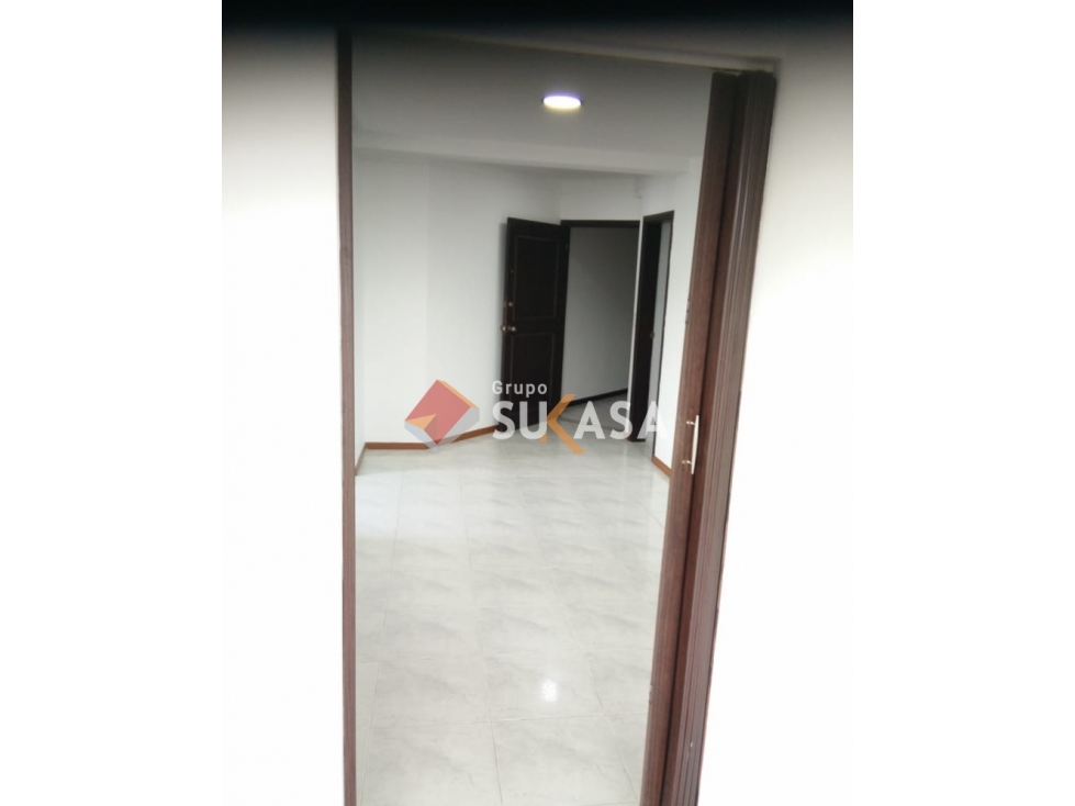 VENDO APARTAMENTO PINARES PEREIRA COD 4772701 — foto 4