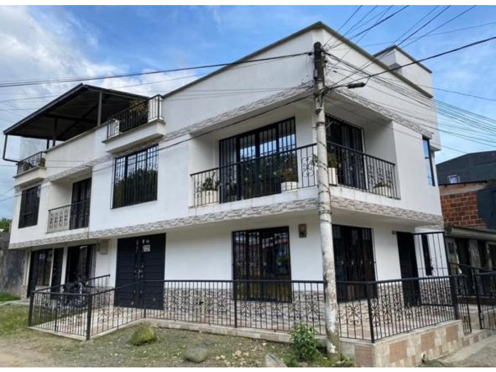 VENTA DE CASA EN SANTA ISABEL DOSQUEBRADAS COD 9610843