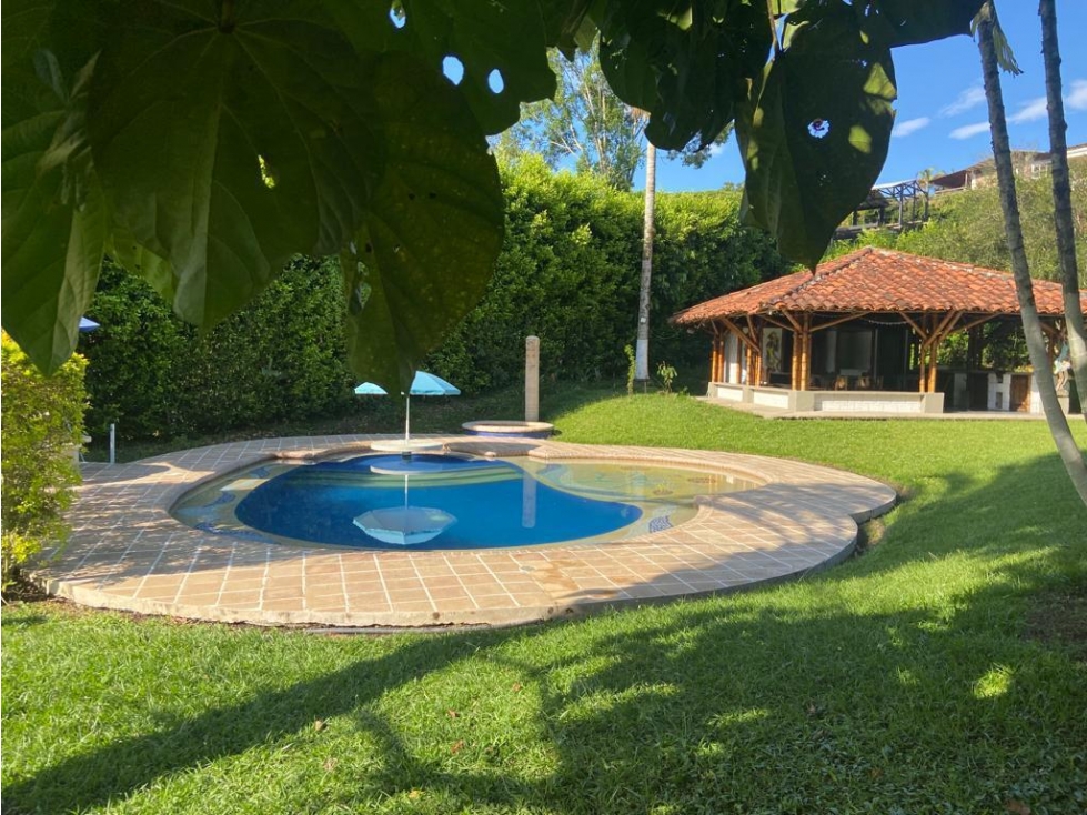 ARRIENDO FINCA X NOCHES SECTOR DE COMBIA COD 10248031