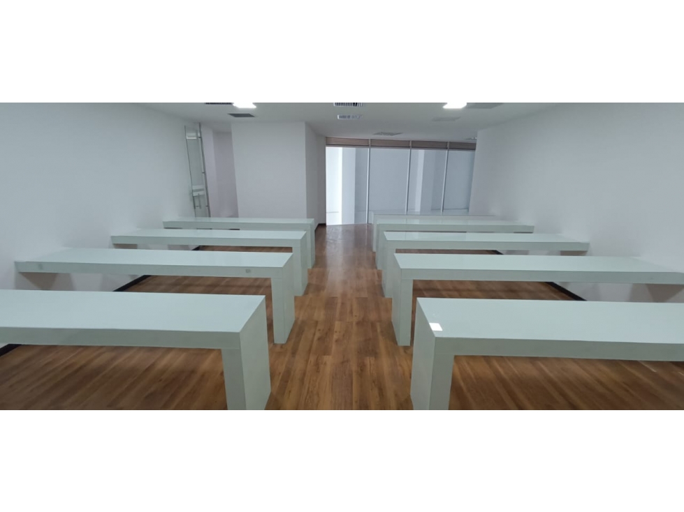 SE ALQUILA LOCAL COMERCIAL BARRIO LOS ALPES PEREIRA — foto 2