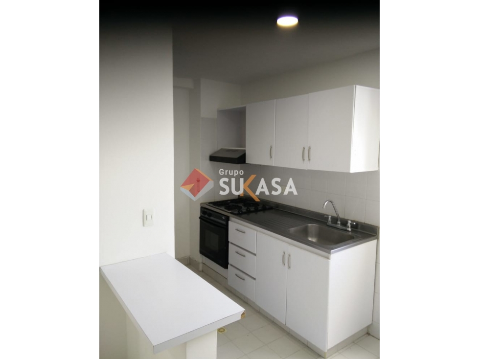 VENDO APARTAMENTO PINARES PEREIRA COD 4772701