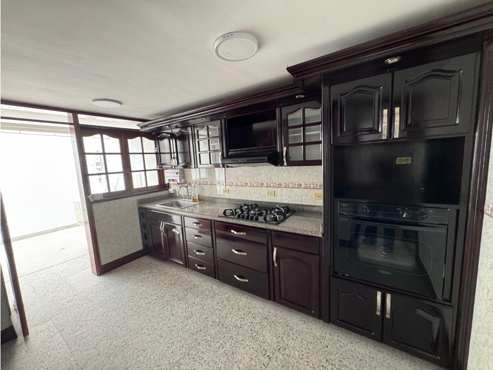 VENDO CASA DE 3 SECTOR AV 30 DE AGOSTO PEREIRA COD 4465777