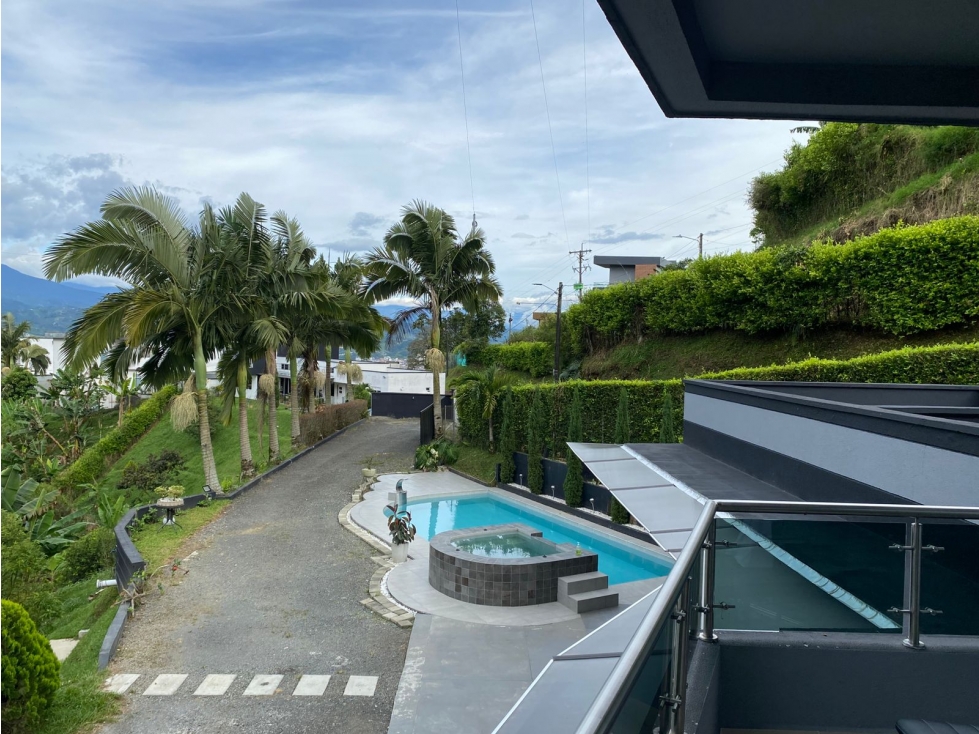 ARRIENDO CASA CAMPESTRE EN DOSQUEBRADAS COD 10005605 - 3