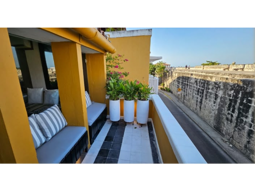 VENTA APARTAMENTO AMOBLADO DUPLEX USO MIXTO-CENTRO HISTORICO-CARTAGENA — foto 3