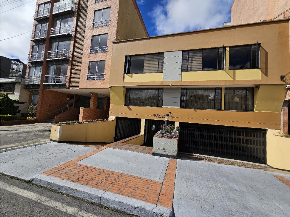 APARTAMENTO EN VENTA PUENTE LARGO
