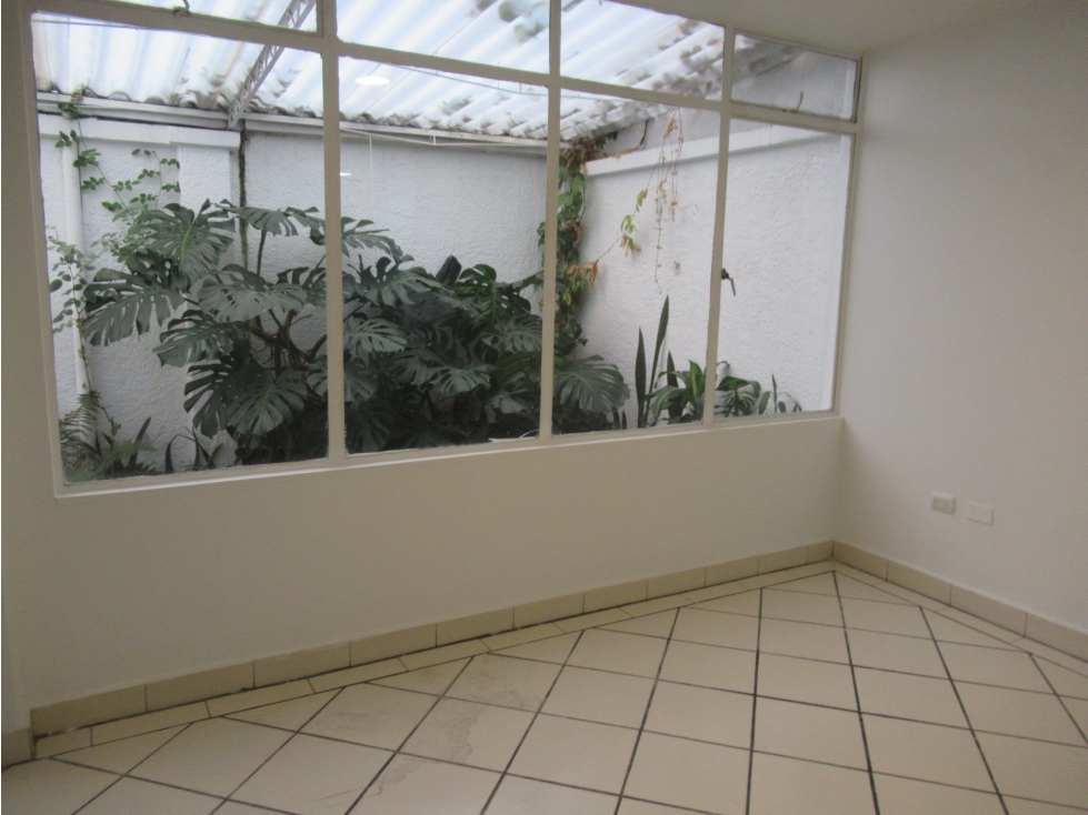 APARTAMENTO EN RENTA TEUSAQUILLO — foto 4