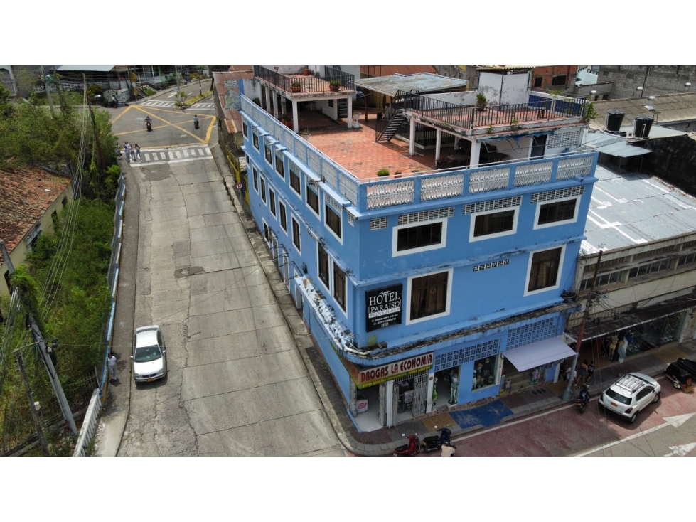 HOTEL HONDA IGUANA AZUL - 1