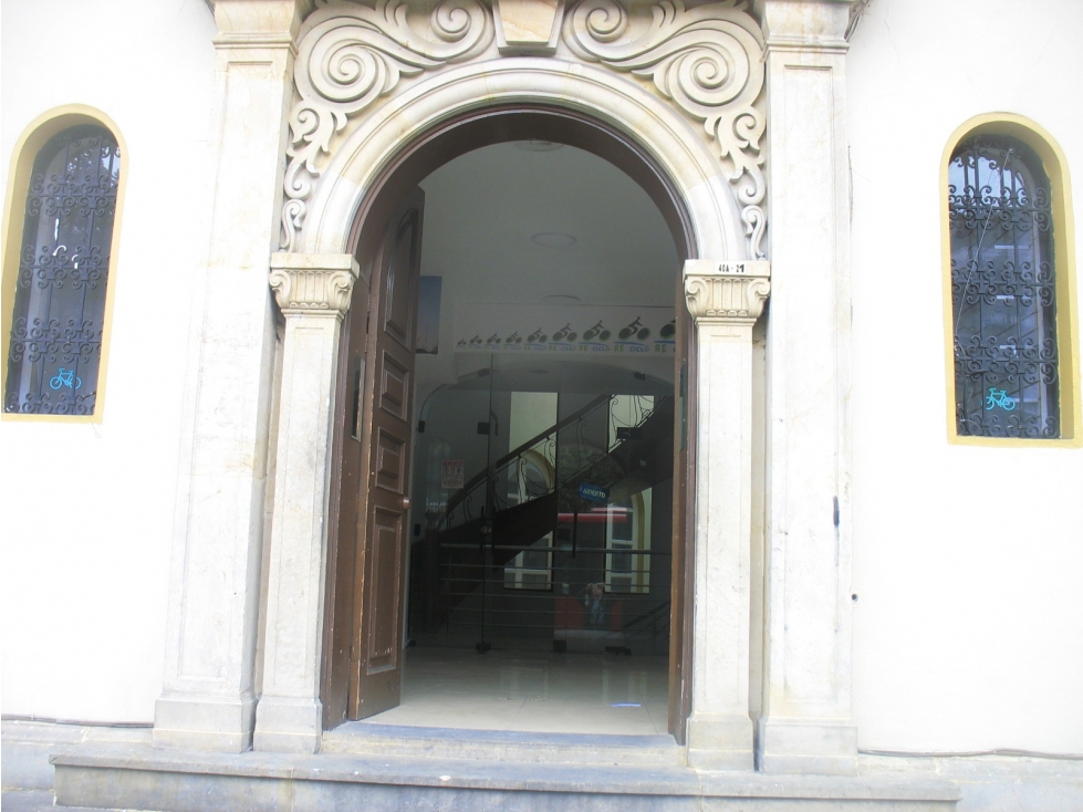 LOCAL EN RENTA TEUSAQUILLO PLAZA 39 — foto 4