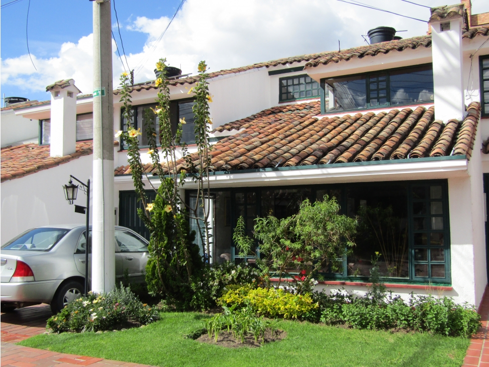 CASA EN VENTA LA CALLEJA