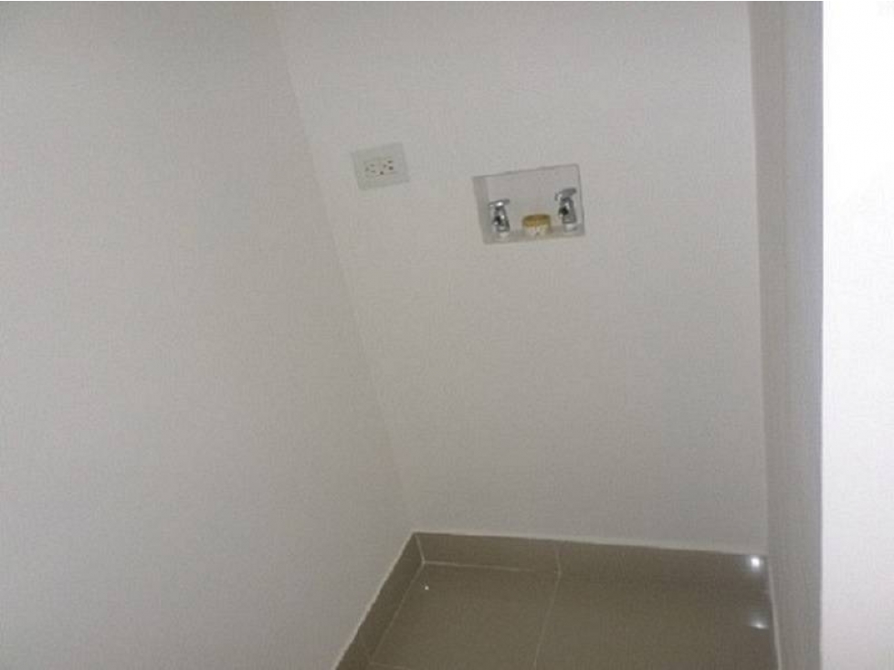 APARTAESTUDIO EN RENTA EN CHAPINERO ALTO — foto 6