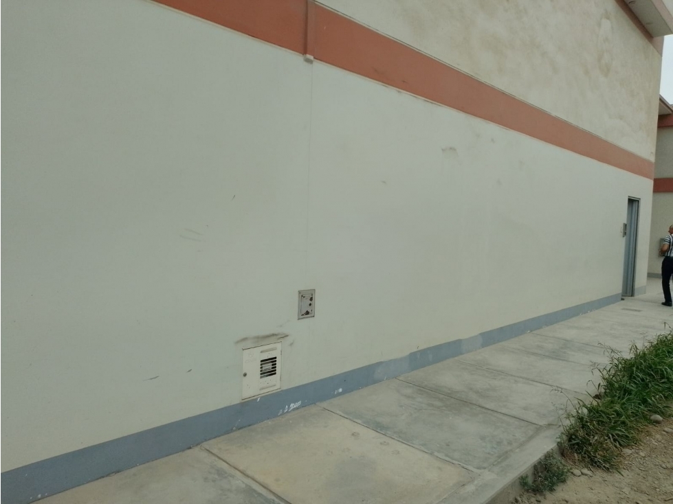 VENDO LOCAL INDUSTRIAL DE ESTRENO 1000M2 EN CARABAYLLO — foto 2