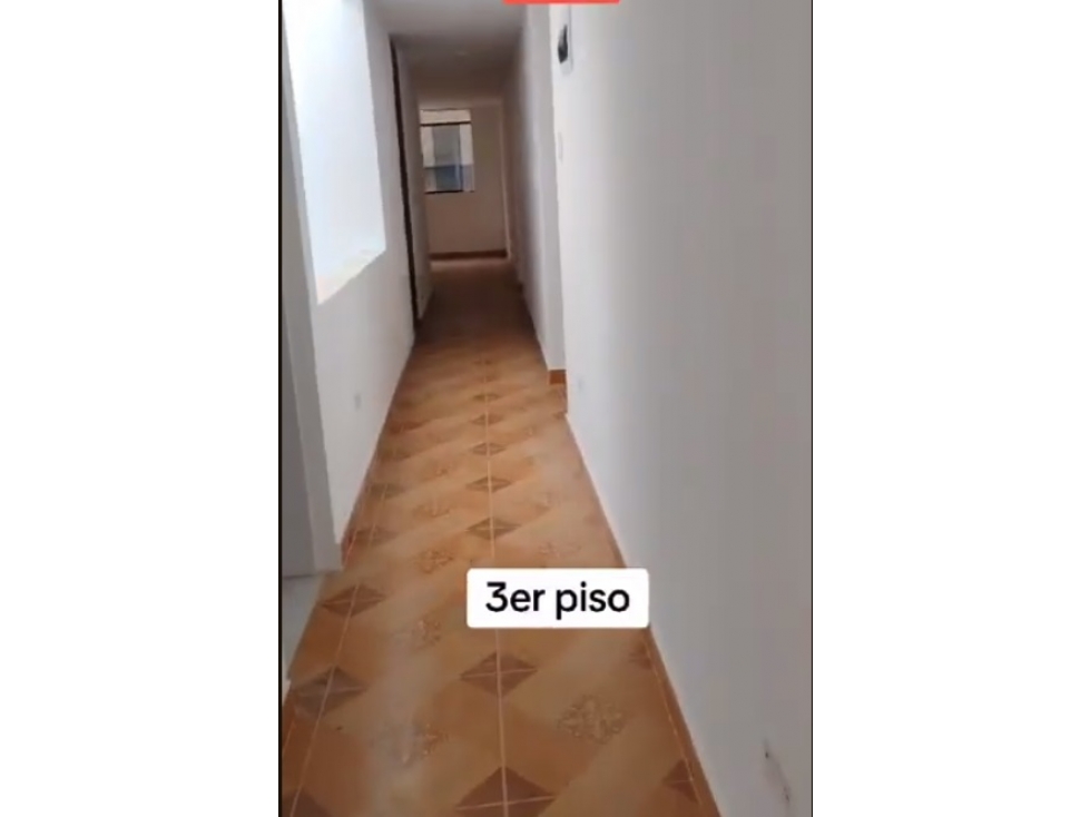 VENTA DE CASA DE 3 PISOS MÁS AIRES Y/O DPTOS. EN SMP — foto 4