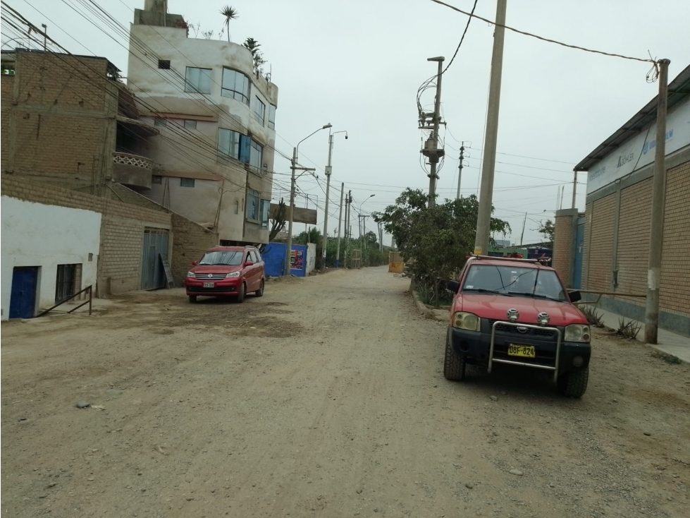 VENDO LOCAL INDUSTRIAL DE ESTRENO 1000M2 EN CARABAYLLO — foto 3