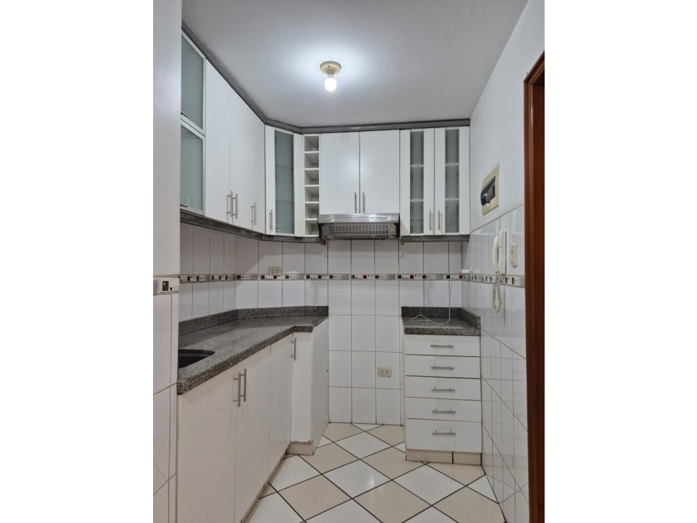 VENTA DE DEPARTAMENTO CON ESTACIONAMIENTO EN SAN BORJA - 4