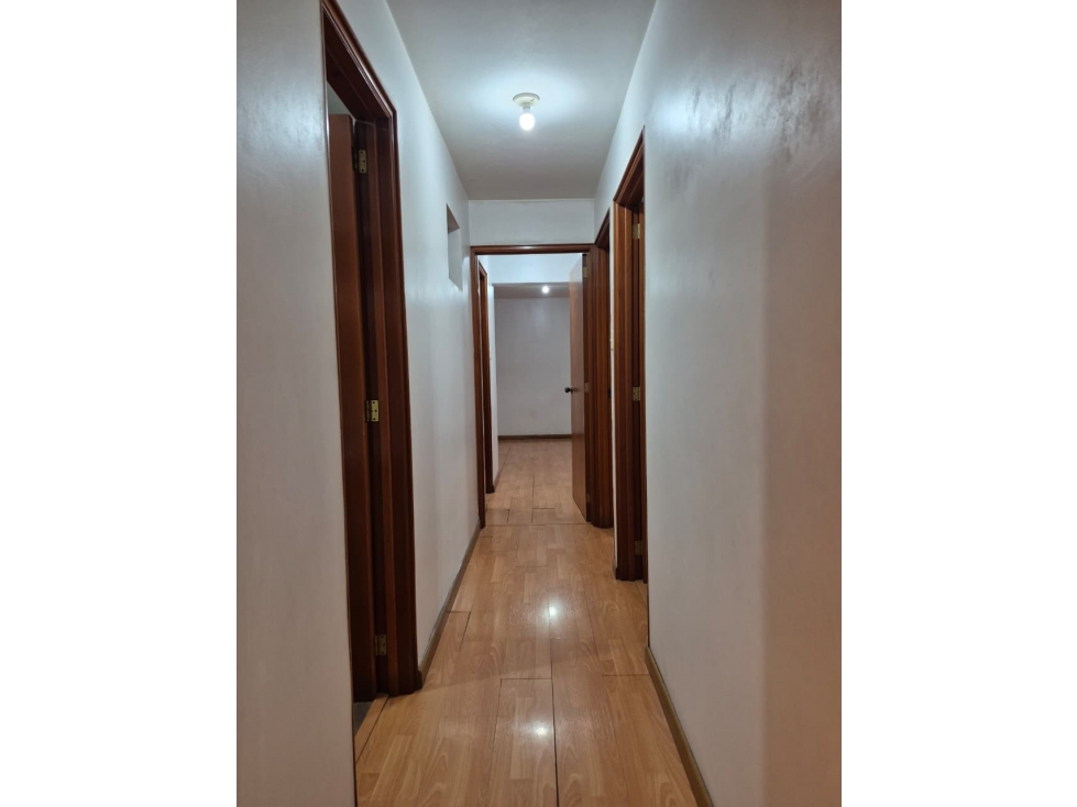 VENTA DE DEPARTAMENTO CON ESTACIONAMIENTO EN SAN BORJA - 5