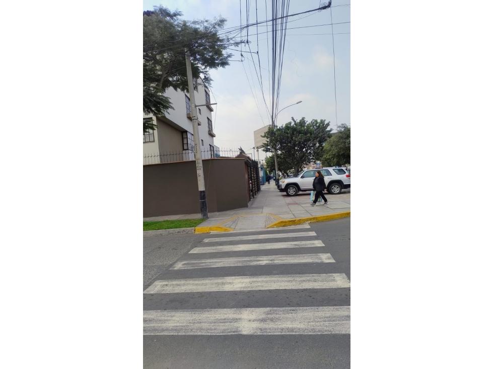 VENTA DEPARTAMENTO 2D + 2B EN SANTIAGO DE SURCO - 2